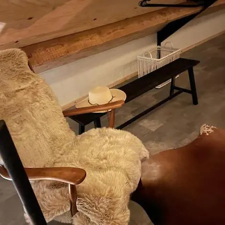 Tiny Seven Apartment *