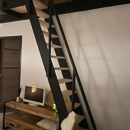 Tiny Seven * Otterlo