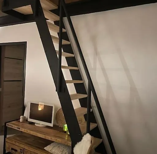 Tiny Seven * أوتيرلو