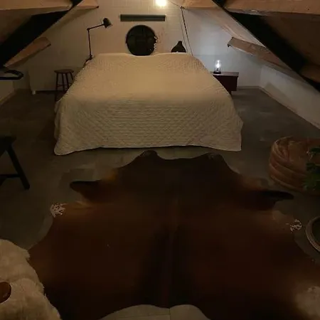 דירה Tiny Seven אוטרלו